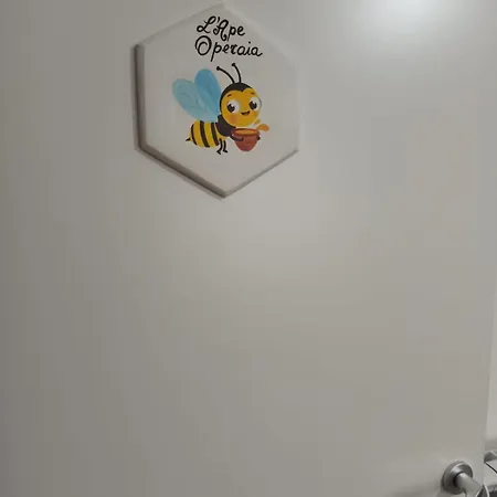 B&bees *