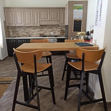 B&bees Vendégház Rocca Ranieri