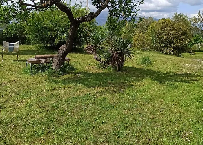 B&bees Gasthuis Rocca Ranieri